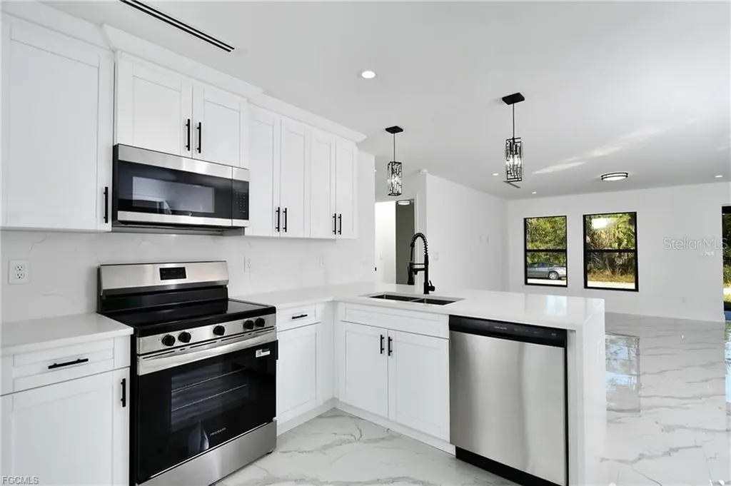 3417 57th Street W Lehigh Acres FL 33971