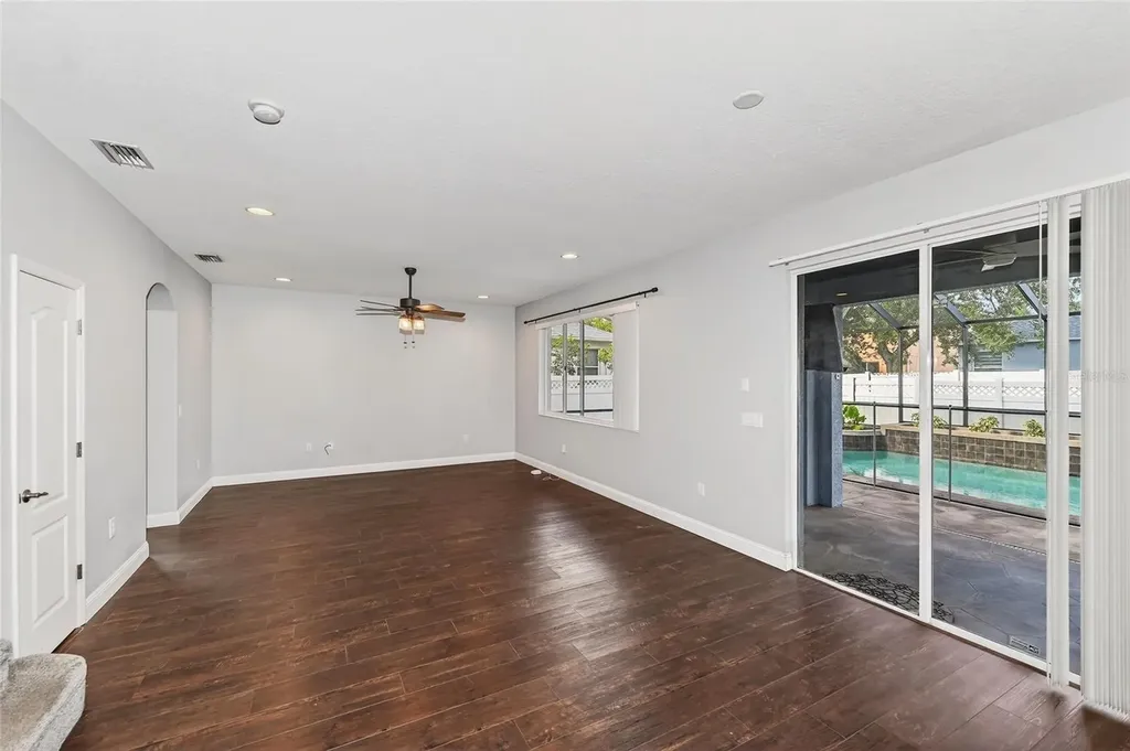 5598 Burnt Branch Circle Sarasota FL 34232