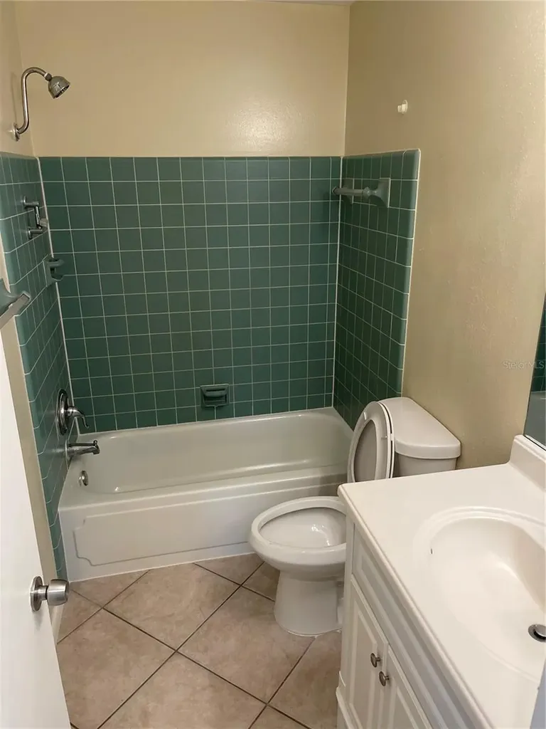 6185 Deming Avenue North Port FL 34287