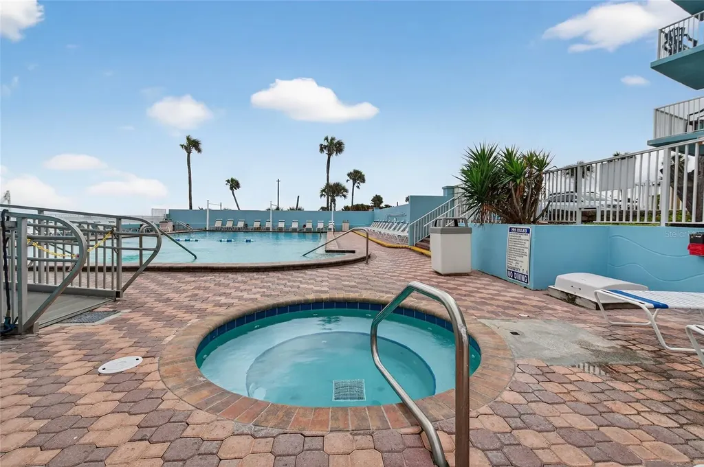 313 S Atlantic Avenue Daytona Beach FL 32118