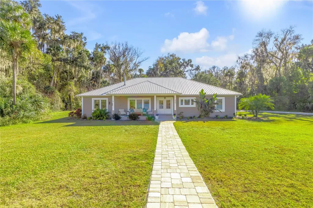 2760 Pearl Lake Trail New Smyrna Beach FL 32168