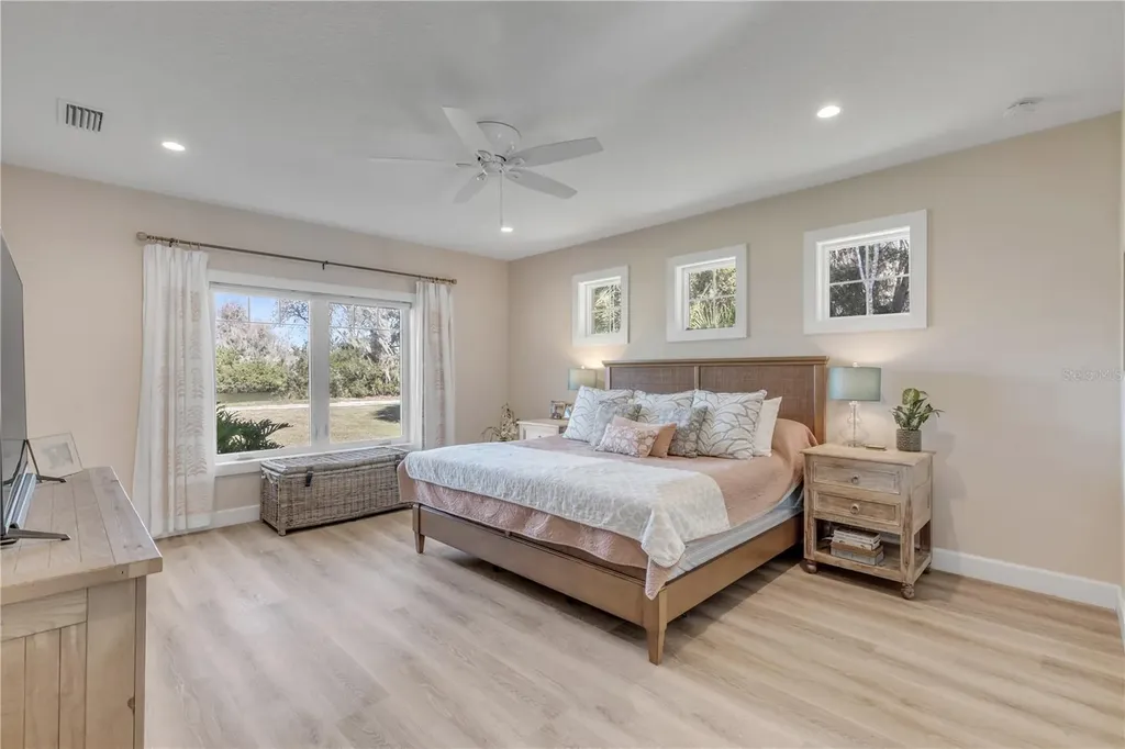 2760 Pearl Lake Trail New Smyrna Beach FL 32168