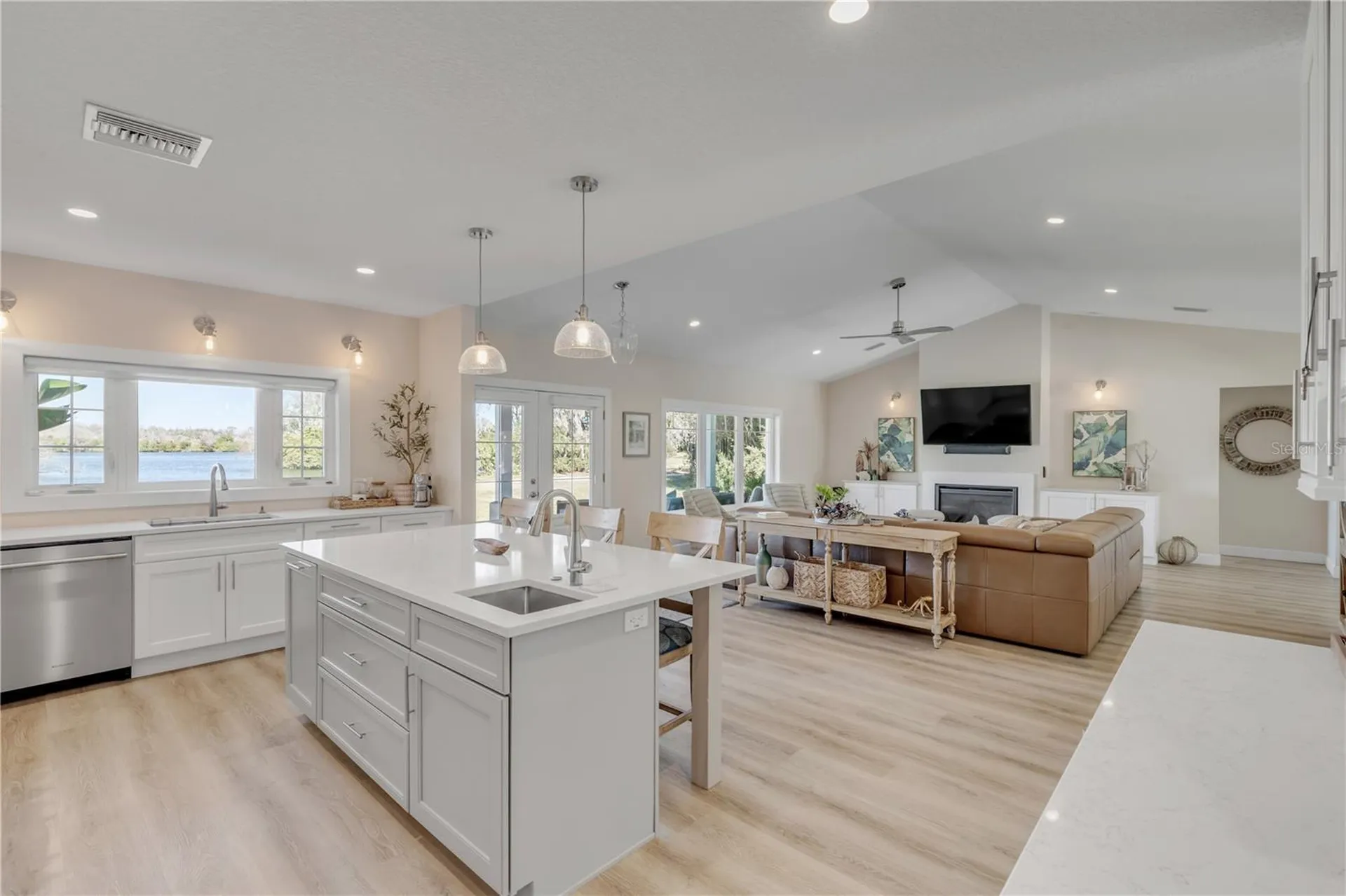 2760 Pearl Lake Trail New Smyrna Beach FL 32168