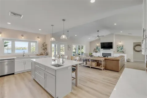 2760 Pearl Lake Trail New Smyrna Beach FL 32168