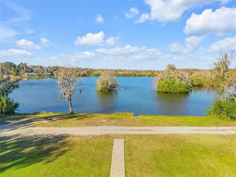 2760 Pearl Lake Trail New Smyrna Beach FL 32168