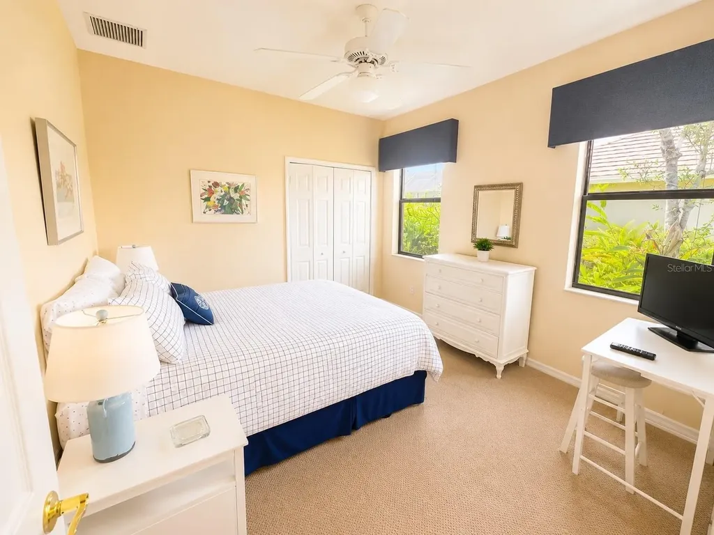 6828 Honeysuckle Trail Lakewood Ranch FL 34202