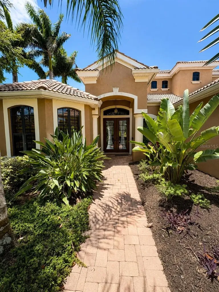 6828 Honeysuckle Trail Lakewood Ranch FL 34202