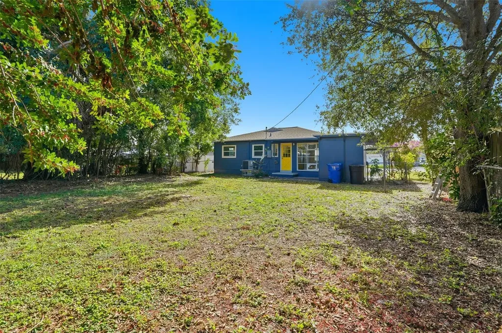 201 83rd Avenue N St Petersburg FL 33702