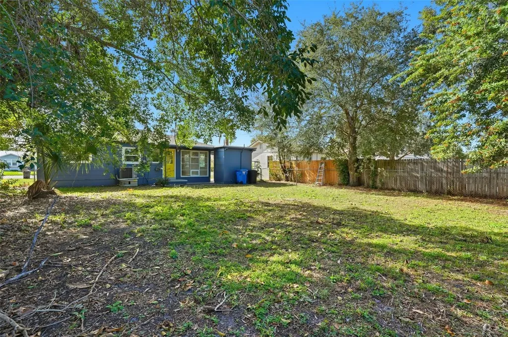 201 83rd Avenue N St Petersburg FL 33702