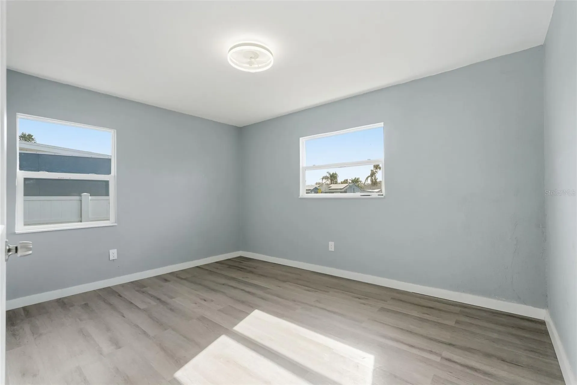 201 83rd Avenue N St Petersburg FL 33702