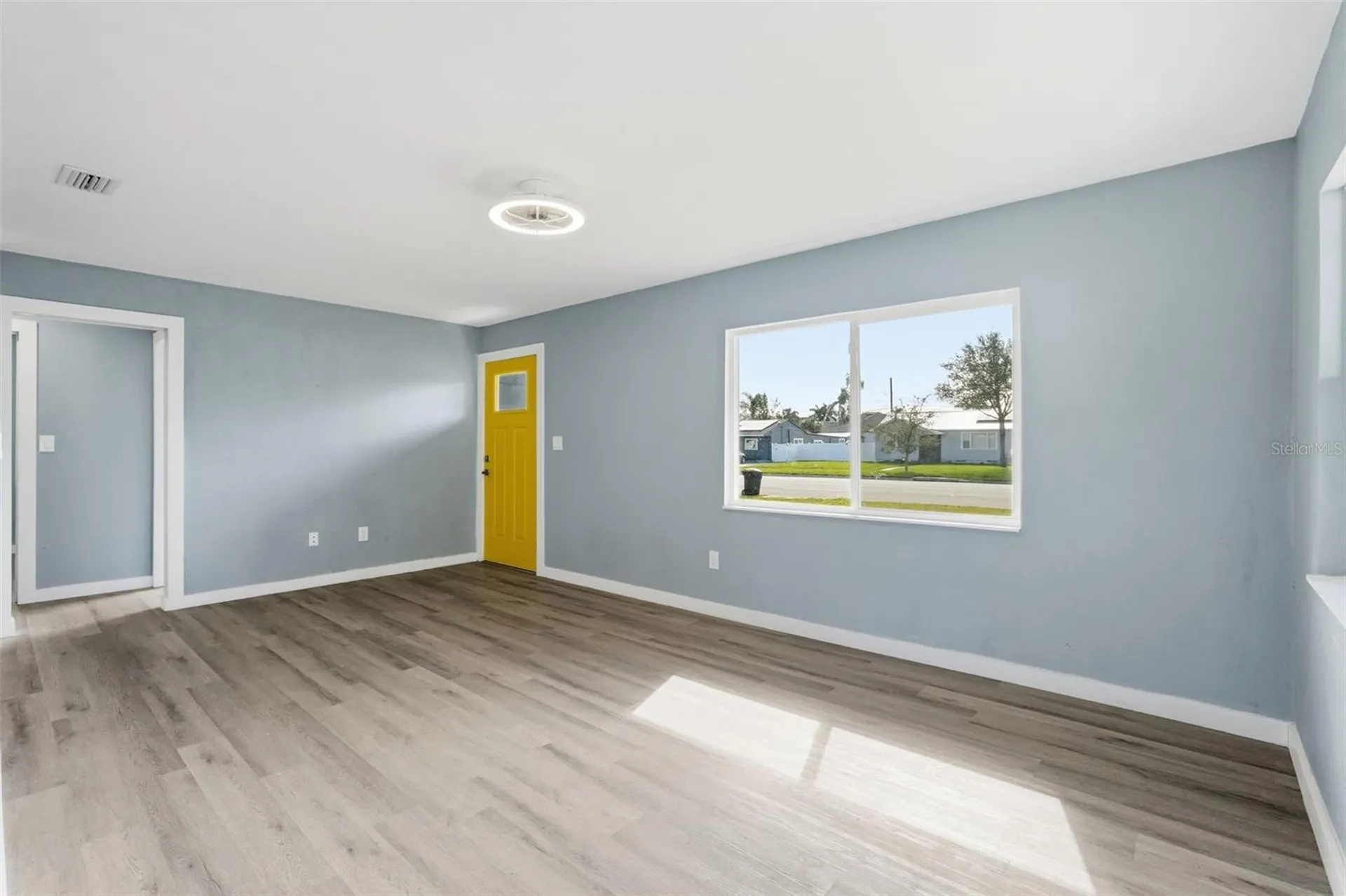 201 83rd Avenue N St Petersburg FL 33702