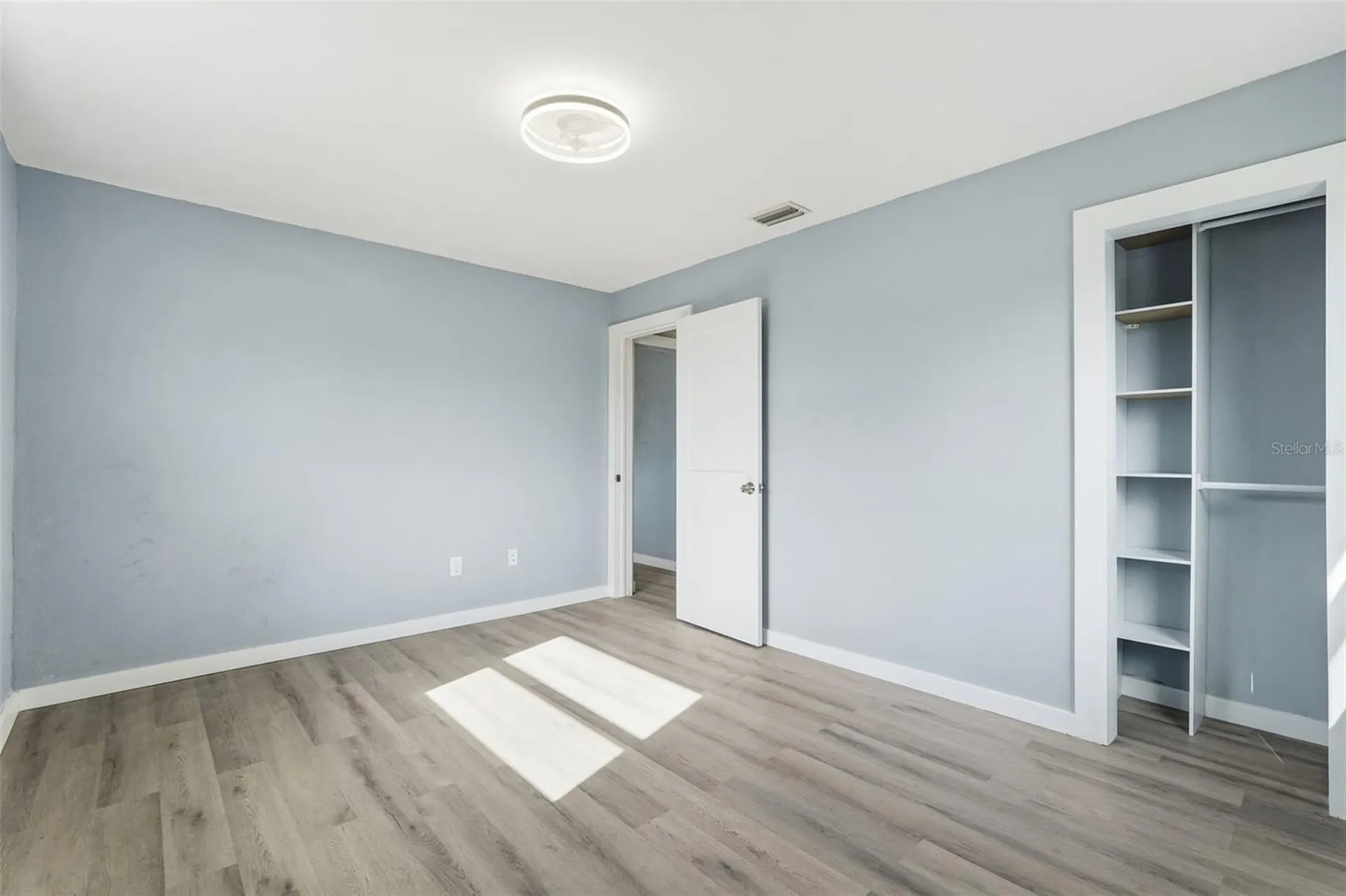 201 83rd Avenue N St Petersburg FL 33702