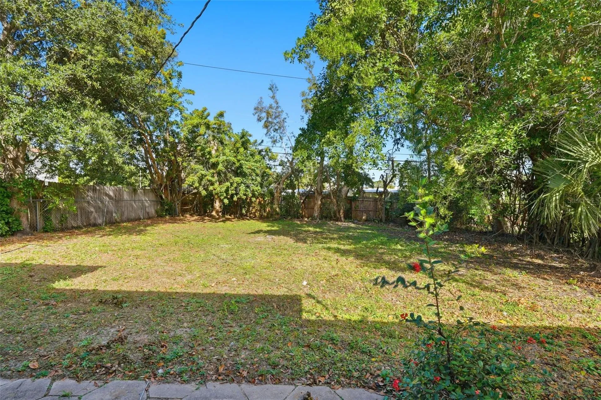 201 83rd Avenue N St Petersburg FL 33702