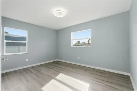 201 83rd Avenue N St Petersburg FL 33702