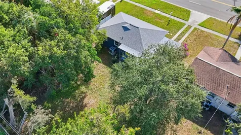 201 83rd Avenue N St Petersburg FL 33702