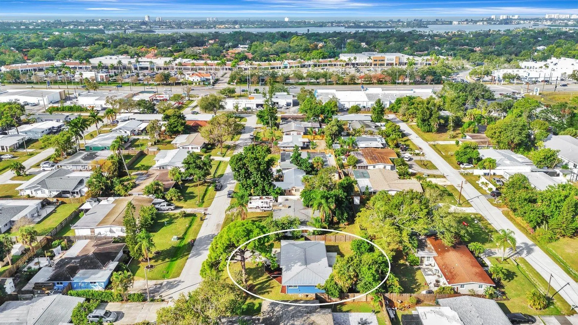 2127 Lee Lane Sarasota FL 34231