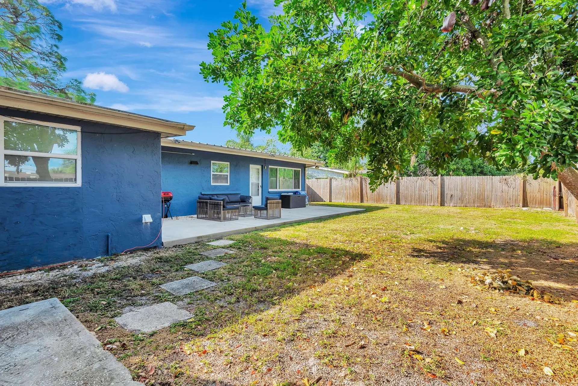 2127 Lee Lane Sarasota FL 34231