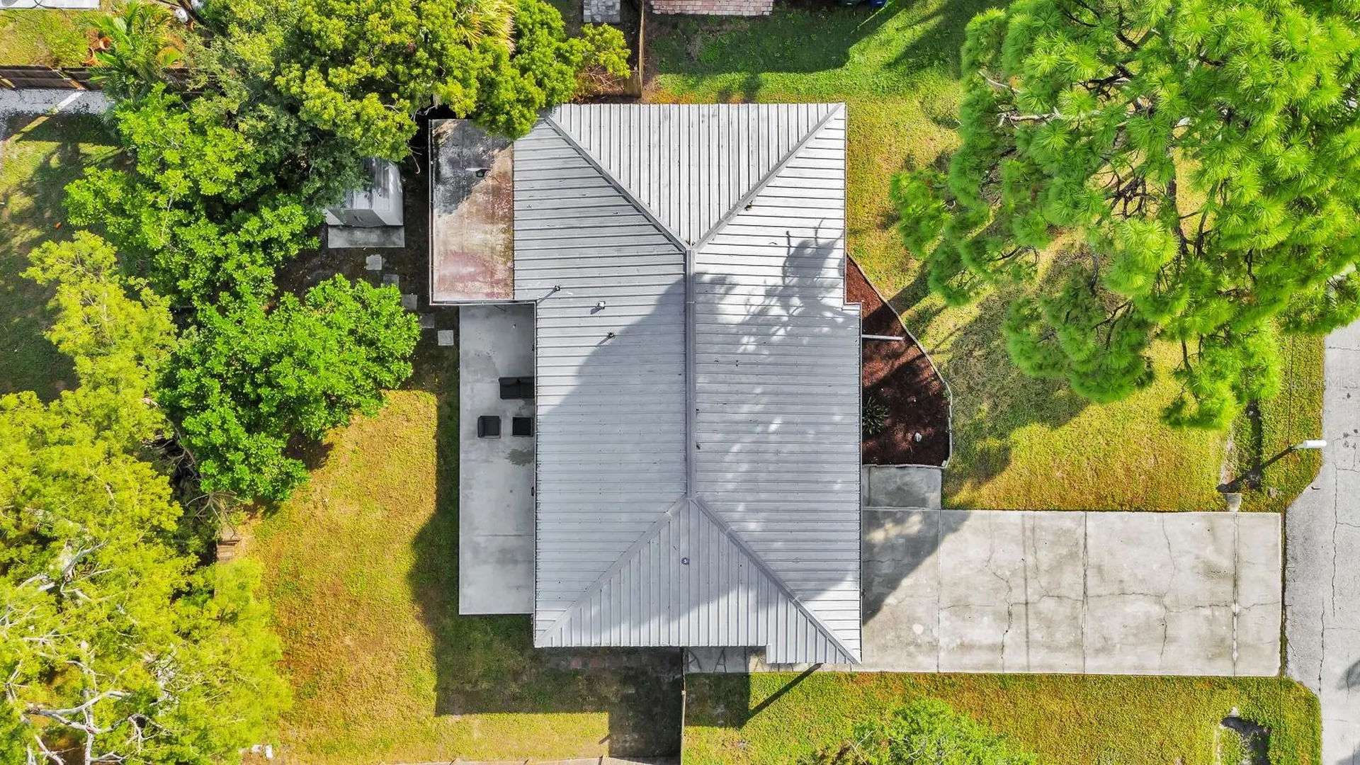 2127 Lee Lane Sarasota FL 34231