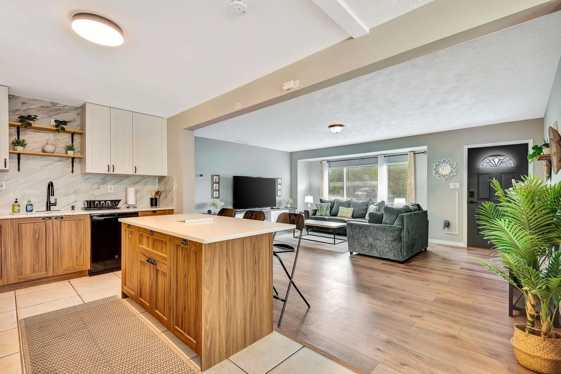 2127 Lee Lane Sarasota FL 34231