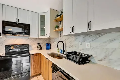 2127 Lee Lane Sarasota FL 34231