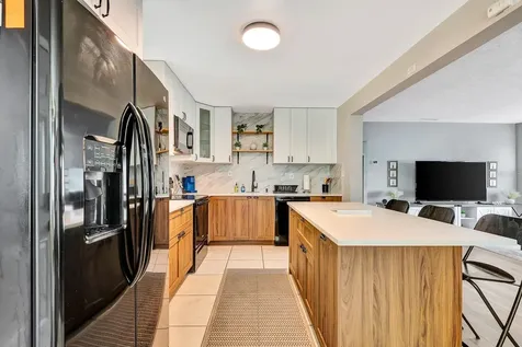 2127 Lee Lane Sarasota FL 34231