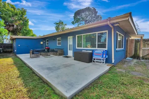2127 Lee Lane Sarasota FL 34231