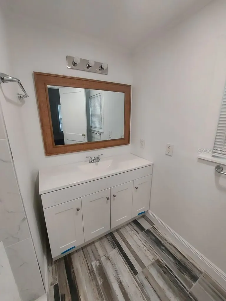 616 W Howry Avenue Deland FL 32720