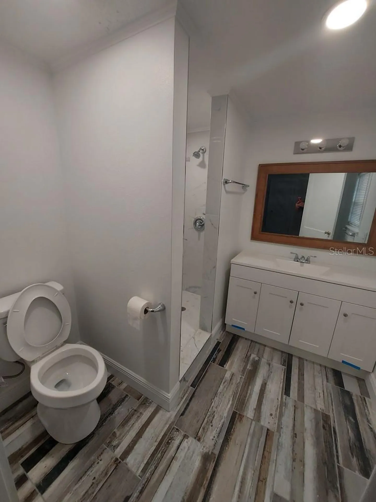 616 W Howry Avenue Deland FL 32720