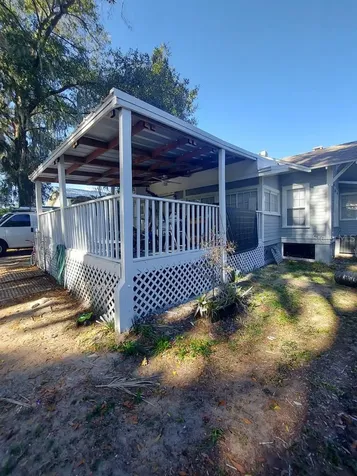 616 W Howry Avenue Deland FL 32720
