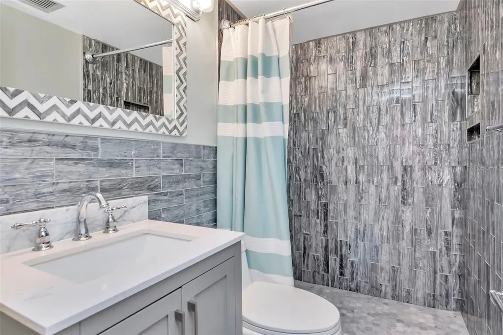 17580 Gulf Boulevard Redington Shores FL 33708