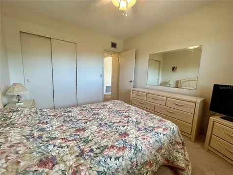 2464 Australia Way E Clearwater FL 33763