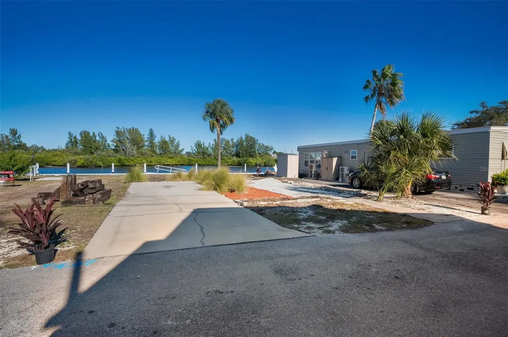 800 Chesapeake Drive Tarpon Springs FL 34689