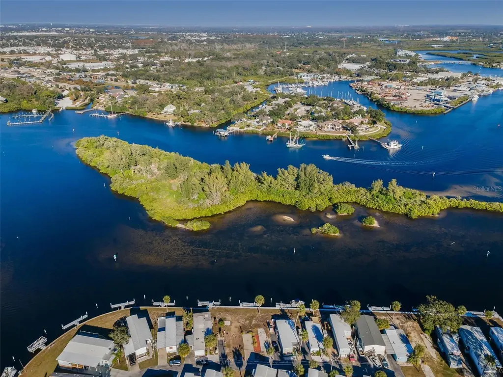 800 Chesapeake Drive Tarpon Springs FL 34689
