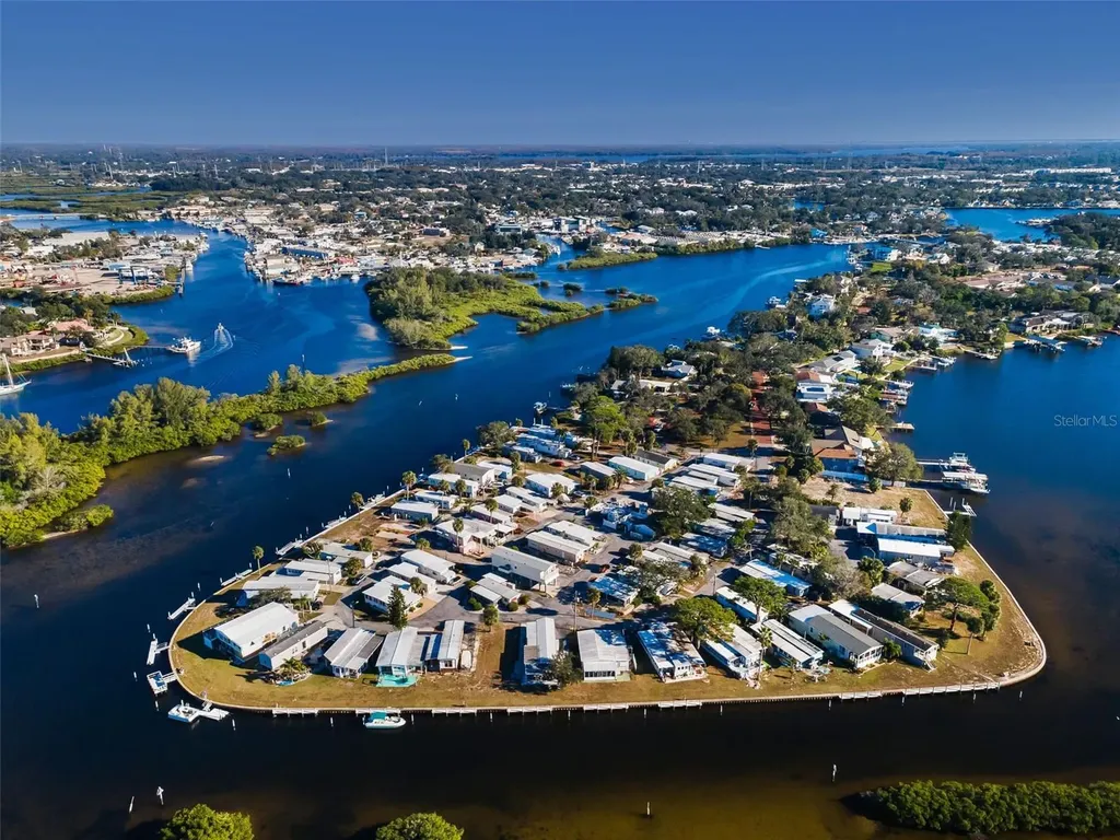 800 Chesapeake Drive Tarpon Springs FL 34689