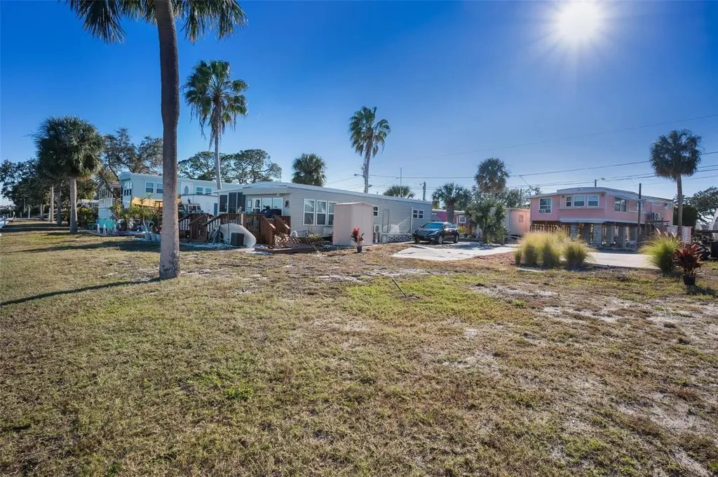 800 Chesapeake Drive Tarpon Springs FL 34689