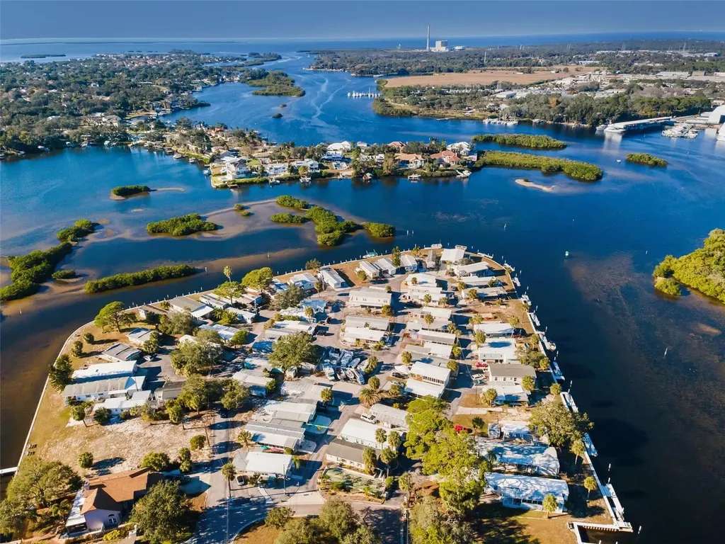 800 Chesapeake Drive Tarpon Springs FL 34689