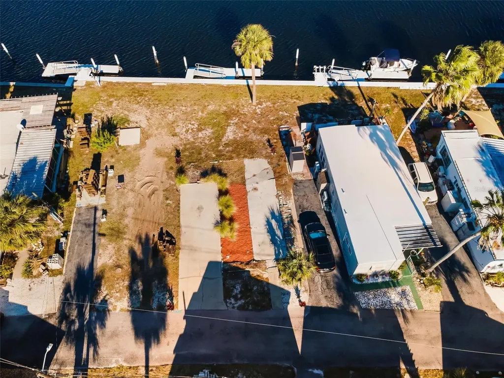 800 Chesapeake Drive Tarpon Springs FL 34689