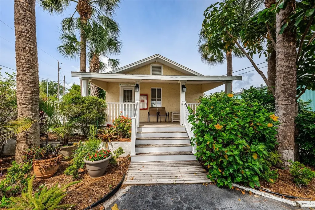 800 Chesapeake Drive Tarpon Springs FL 34689