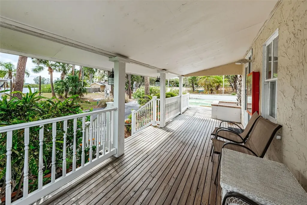 800 Chesapeake Drive Tarpon Springs FL 34689