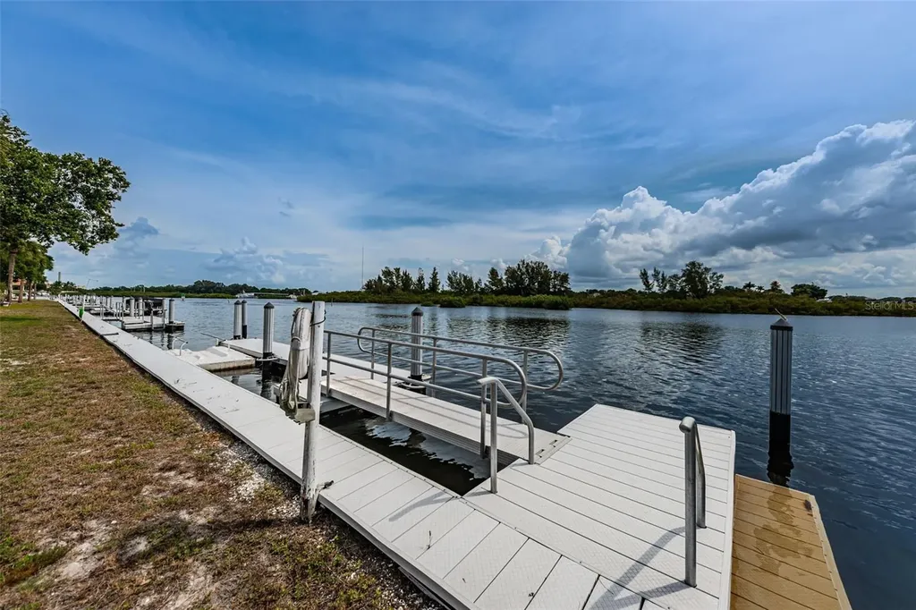 800 Chesapeake Drive Tarpon Springs FL 34689