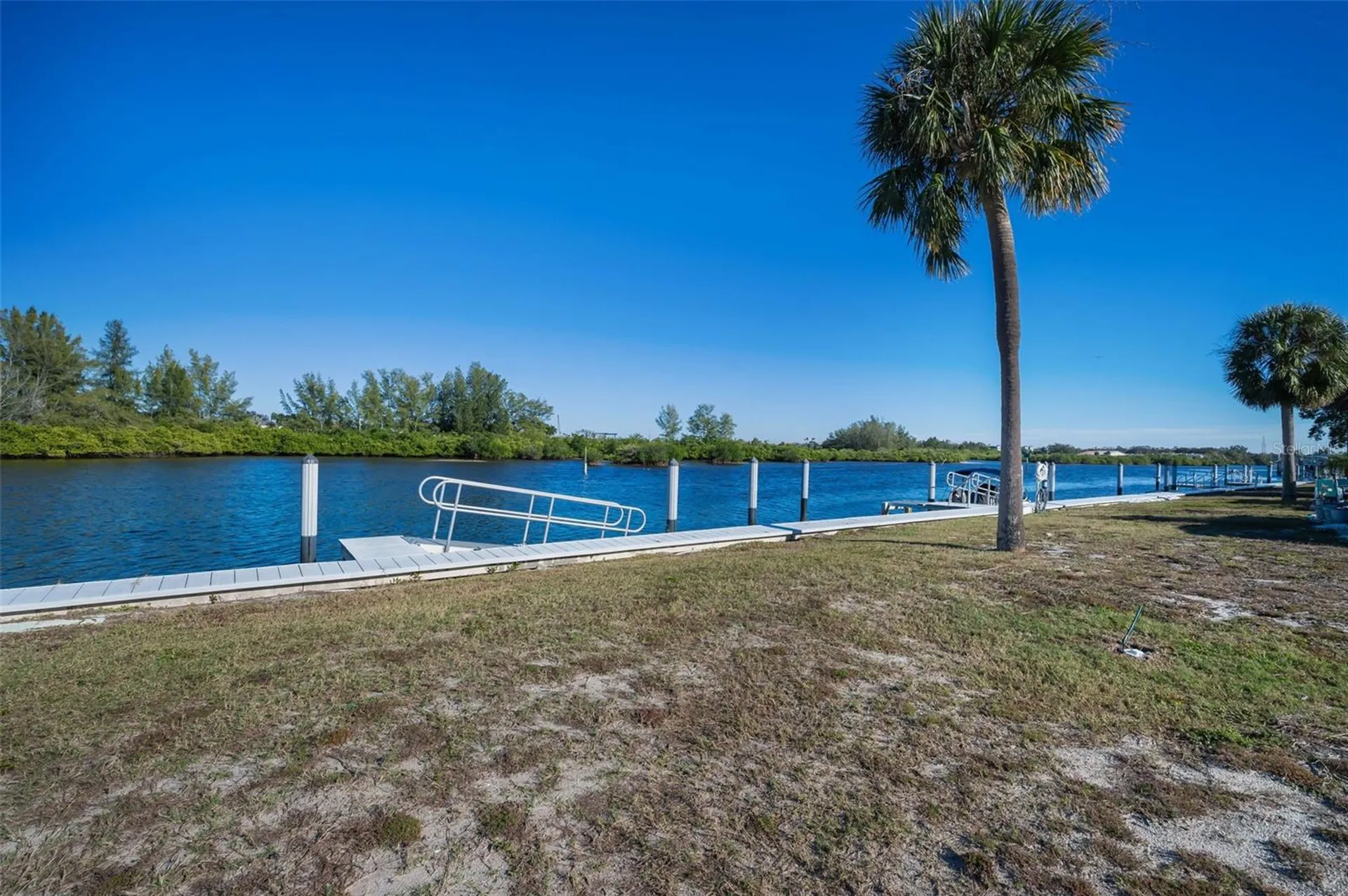 800 Chesapeake Drive Tarpon Springs FL 34689