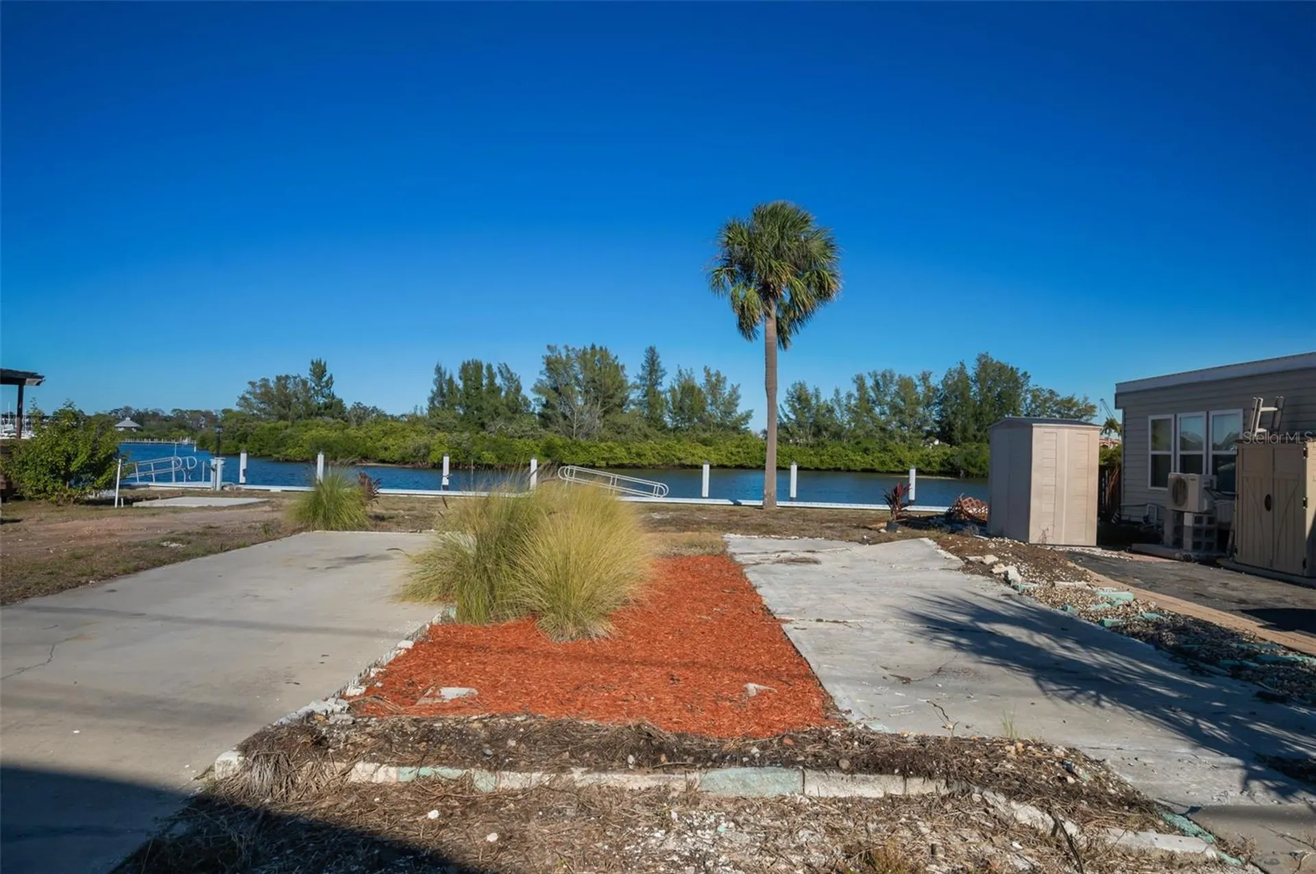 800 Chesapeake Drive Tarpon Springs FL 34689