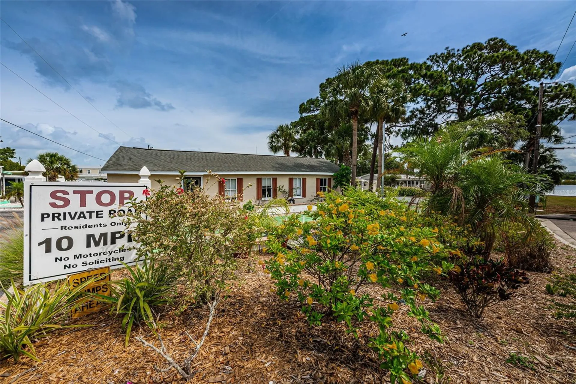 800 Chesapeake Drive Tarpon Springs FL 34689
