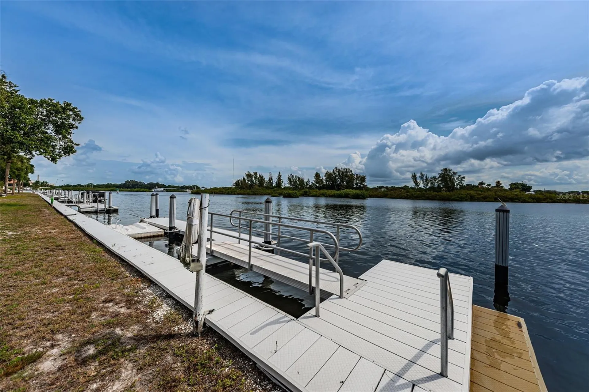 800 Chesapeake Drive Tarpon Springs FL 34689