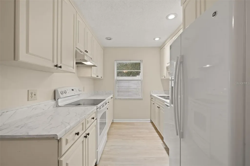 3247 38th Way S St Petersburg FL 33711