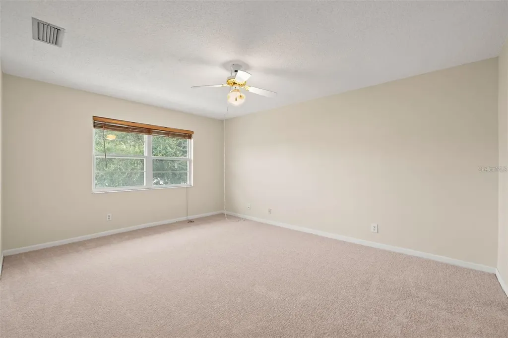 3247 38th Way S St Petersburg FL 33711