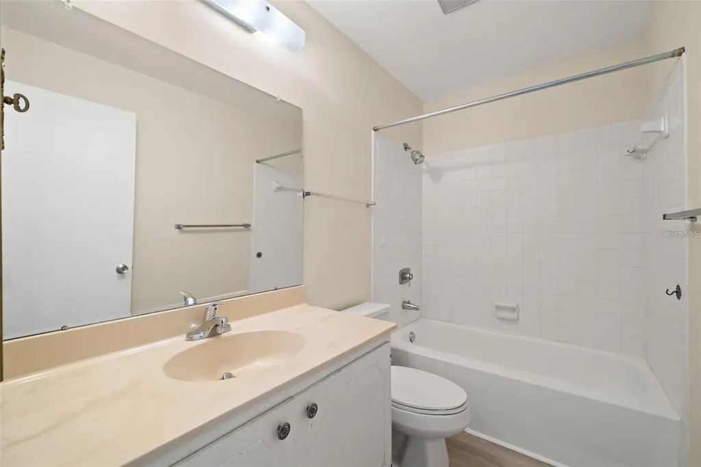 3247 38th Way S St Petersburg FL 33711