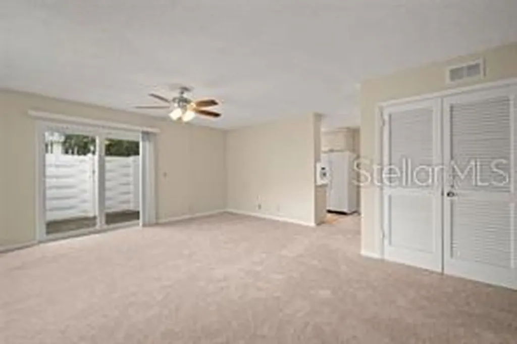 3247 38th Way S St Petersburg FL 33711