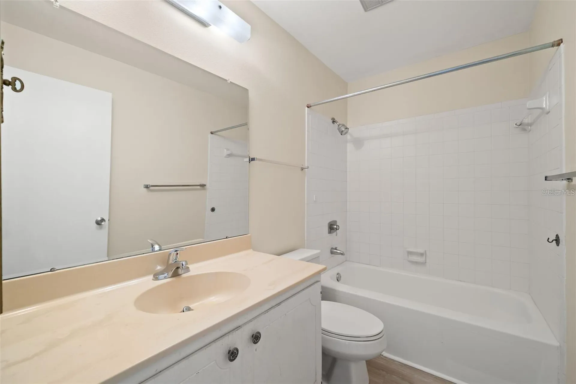 3247 38th Way S St Petersburg FL 33711