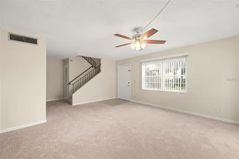 3247 38th Way S St Petersburg FL 33711
